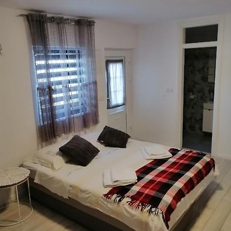 Appartement Flash à Šibenik Extérieur photo