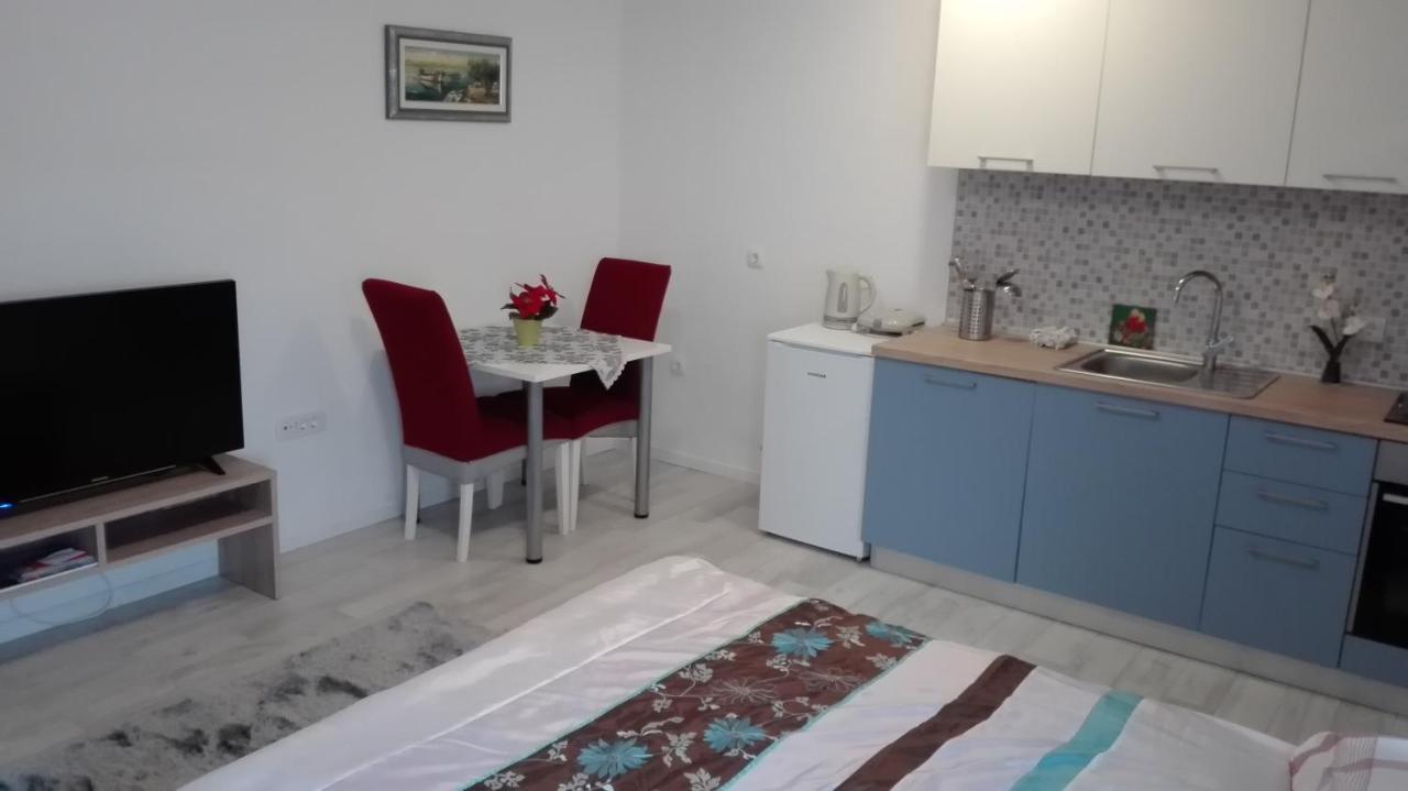 Appartement Flash à Šibenik Extérieur photo